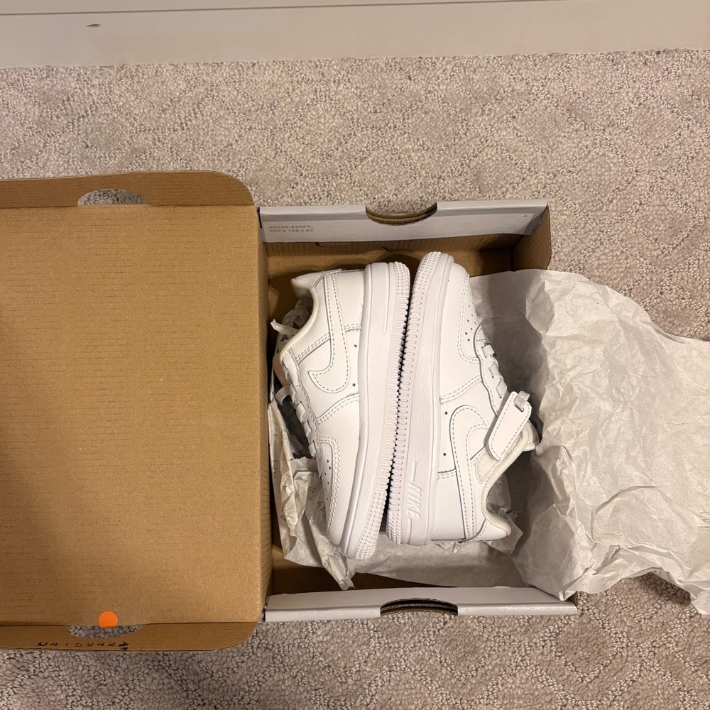 New in Box Kids Air Force 1 in White. Size 8C.